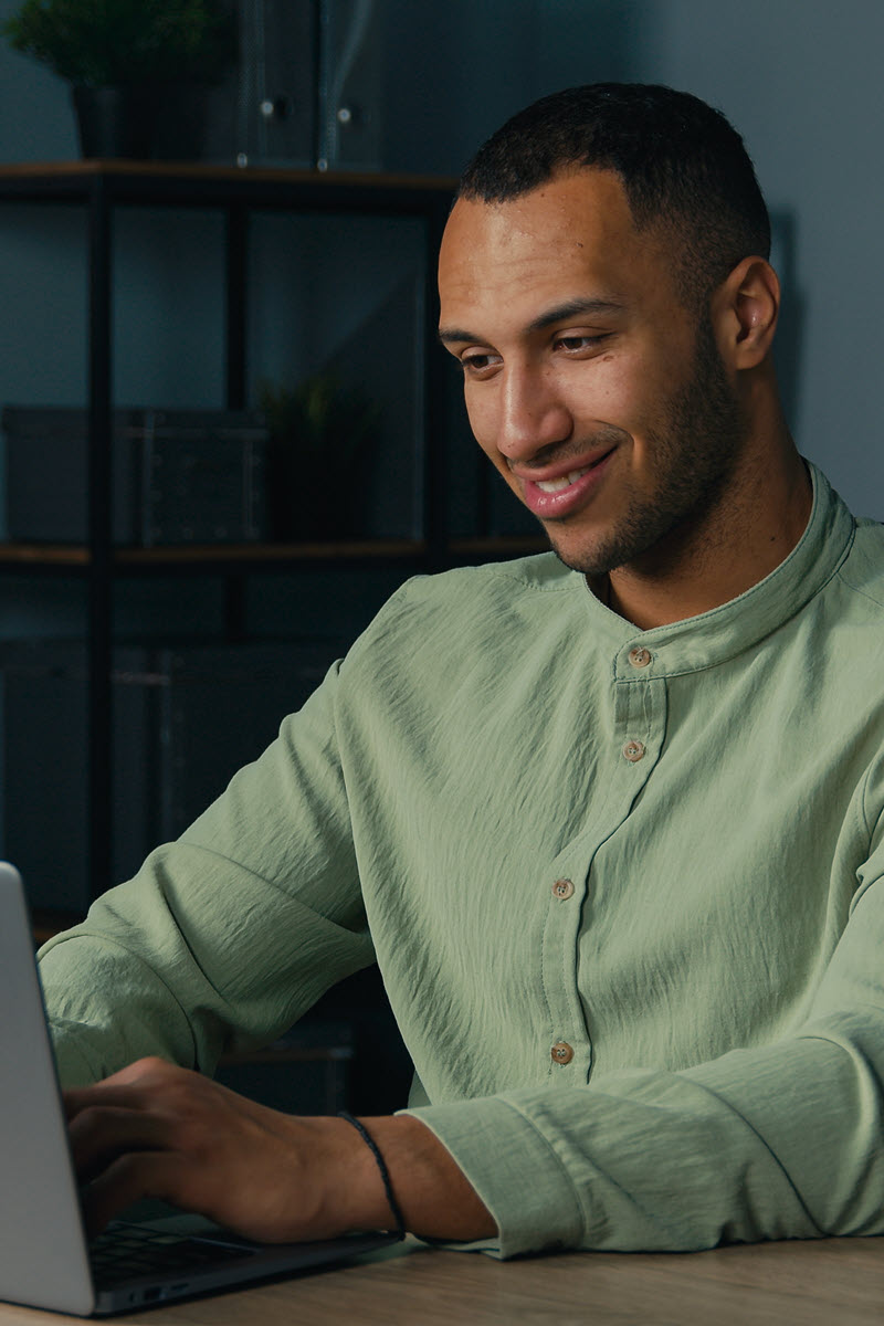 smiling-african-american-business-man-businessman-2025-03-24-00-40-44-utc